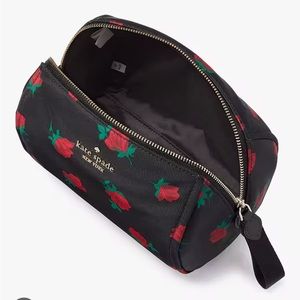 Kate Spade New York Chelsea Rose Toss Printed Makeup Bag